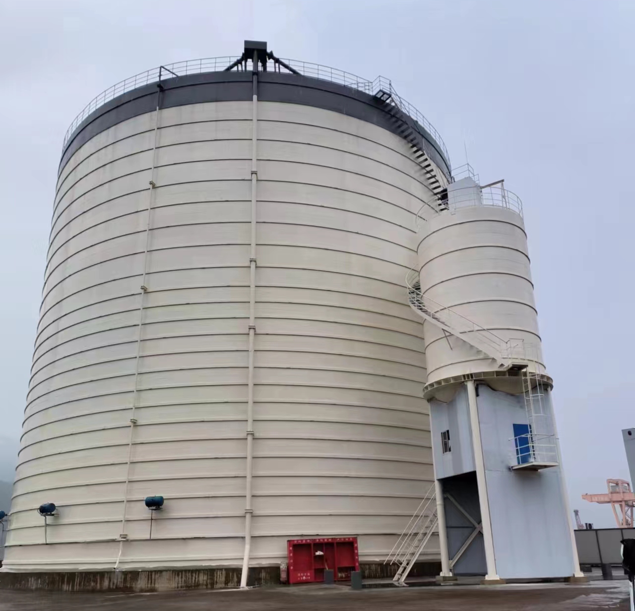 梁河10万吨水泥钢板库